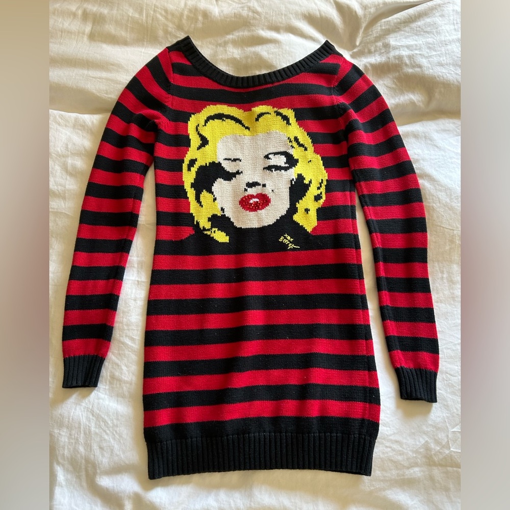 Betsey Johnson Marilyn Monroe red and black stripe Colorful Knit Sweater vintage